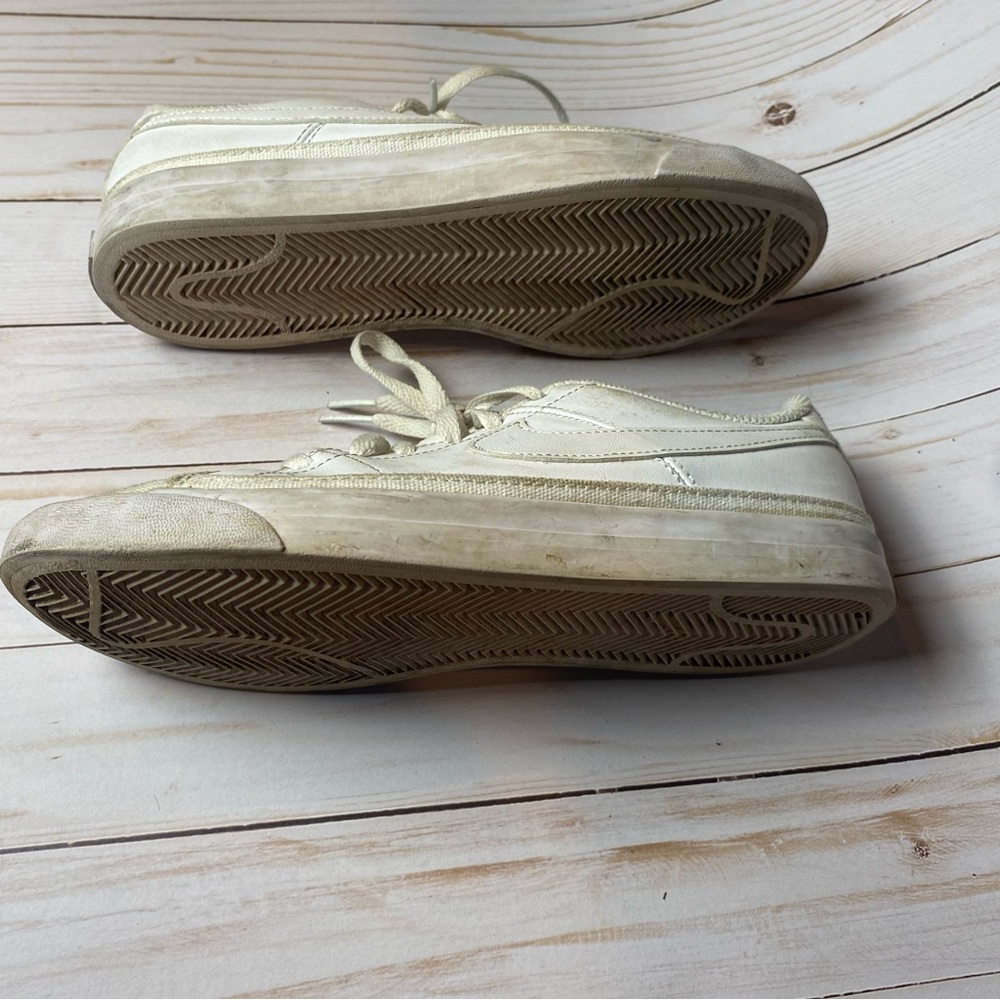 Nike Boys Court Legacy DA5380-104 White Casual Shoes Sneakers Size 5Y - Picture 6 of 7